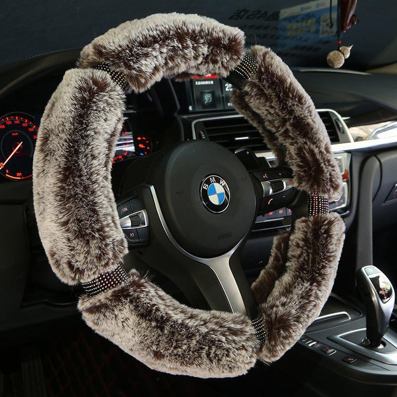 Plush Diamond Steering Wheel Cover – Winter Comfort & Style